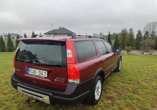 Volvo XC 70 cena 11500 przebieg: 778000, rok produkcji 2004 z Żarów małe 211